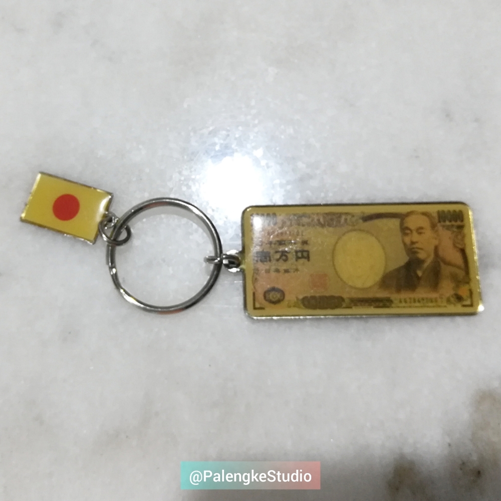 ¥10,000 Keychain - Picture 2 of 2